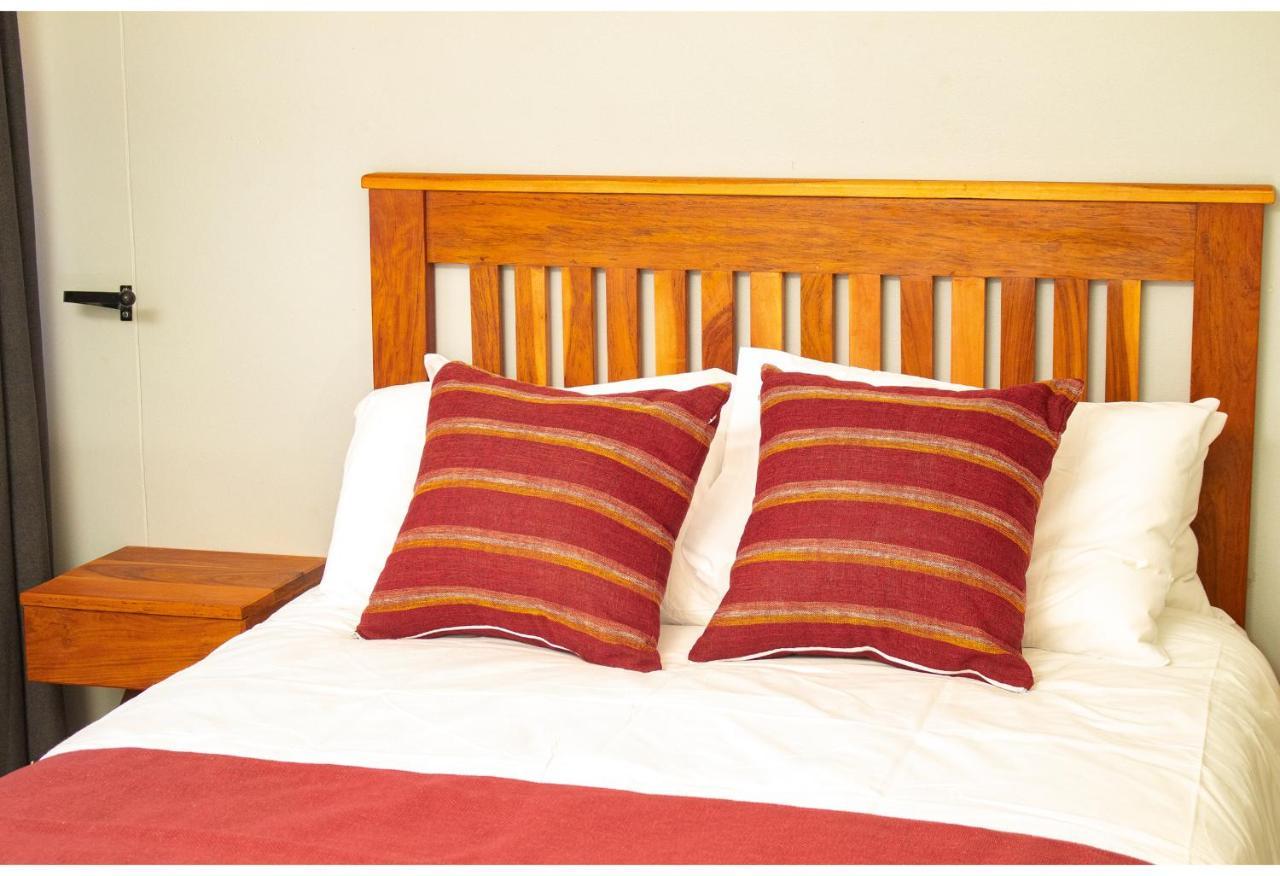 R Executive Apartments Хараре Экстерьер фото