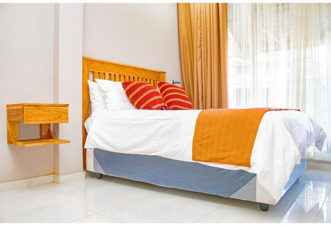 R Executive Apartments Хараре Экстерьер фото