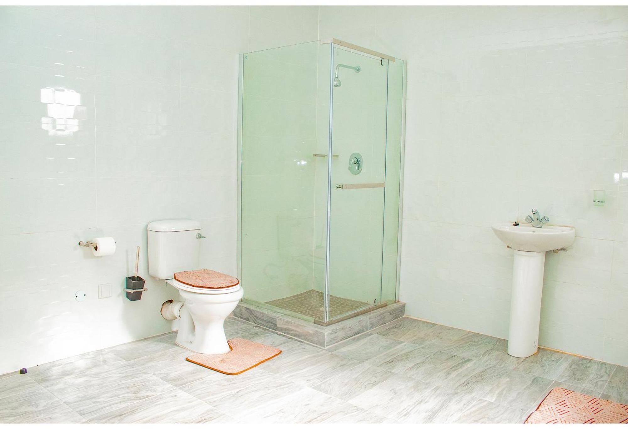R Executive Apartments Хараре Экстерьер фото